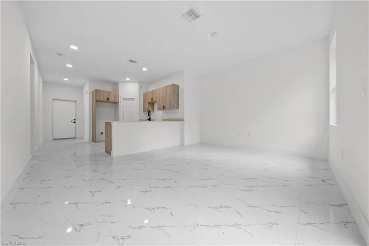 2910 73rd St W, Lehigh Acres, Florida 33971