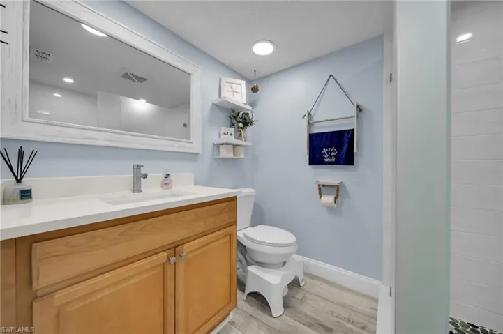 Master Bathroom, Shower