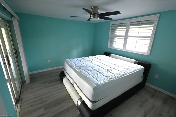 5330  Nautilus  DR, Cape Coral, FL 33904