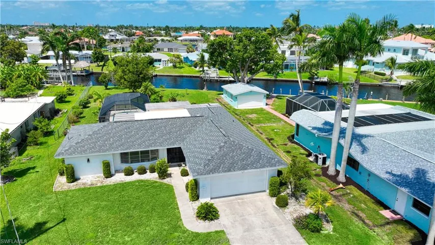 5330  Nautilus  DR, Cape Coral, FL 33904