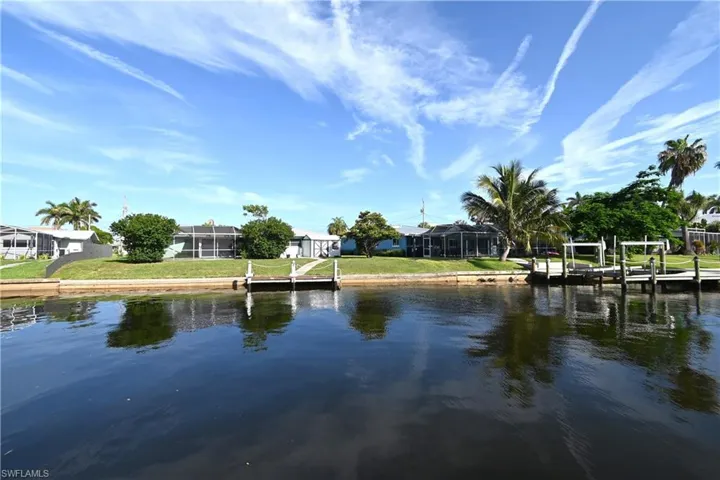 5330  Nautilus  DR, Cape Coral, FL 33904