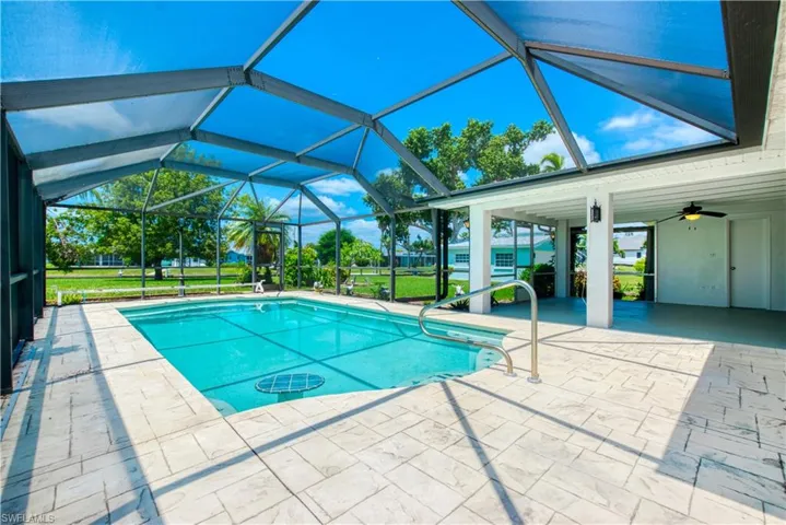 5330  Nautilus  DR, Cape Coral, FL 33904