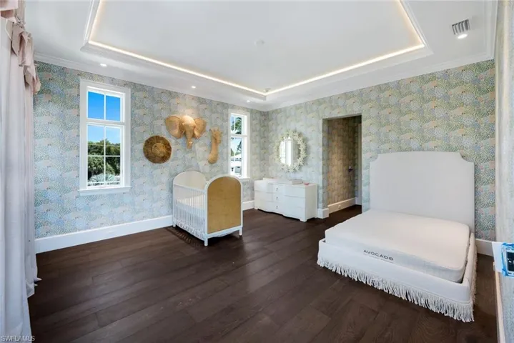 1690 Chesapeake Ave, Naples, Florida 34102