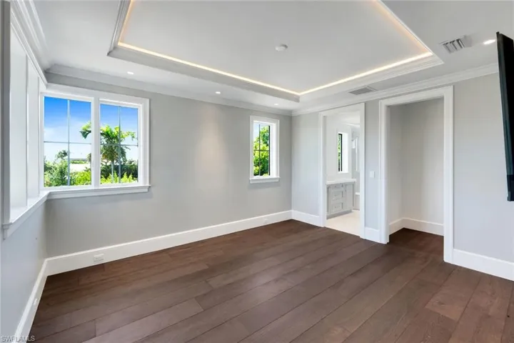 1690 Chesapeake Ave, Naples, Florida 34102