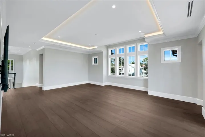 1690 Chesapeake Ave, Naples, Florida 34102