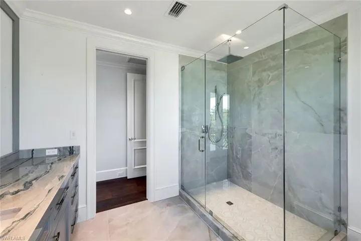 1690 Chesapeake Ave, Naples, Florida 34102