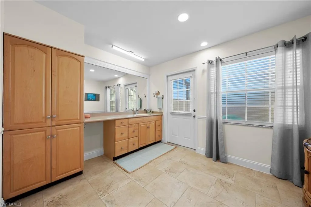 19631 Lost Creek DR, Estero, FL 33967,225009530