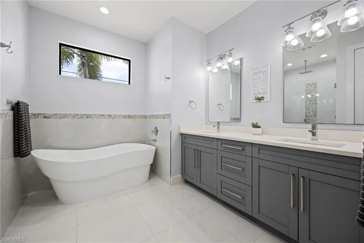 1423 Sw 21st Ave, Cape Coral, Florida 33991