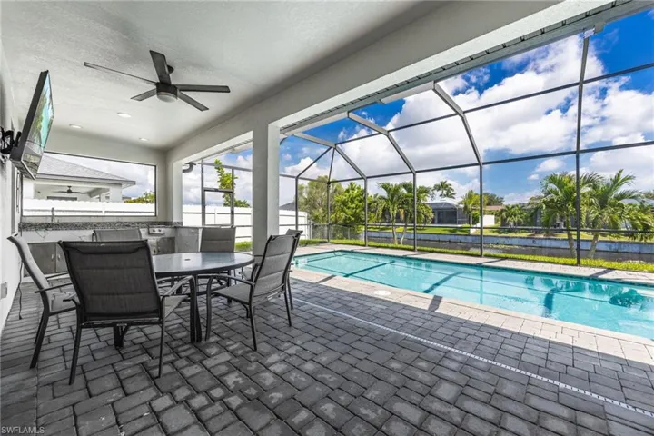 1423 Sw 21st Ave, Cape Coral, Florida 33991