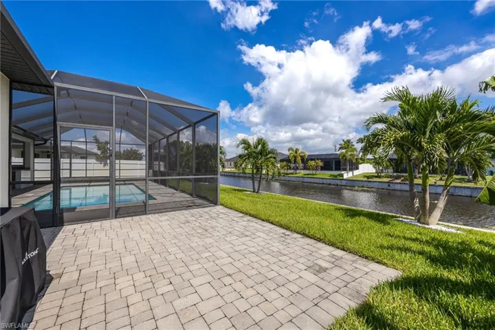 1423 Sw 21st Ave, Cape Coral, Florida 33991