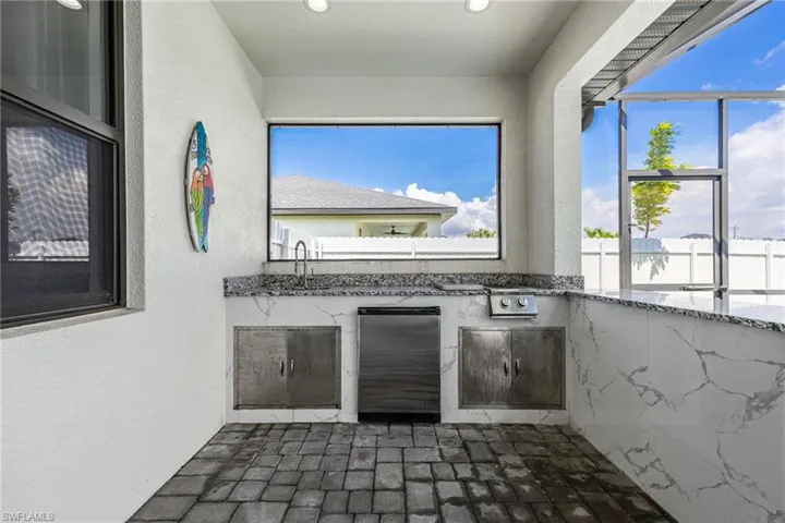 1423 Sw 21st Ave, Cape Coral, Florida 33991