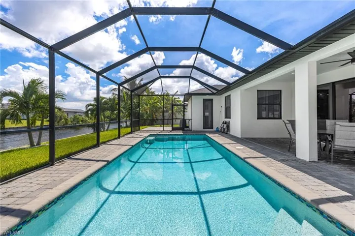 1423 Sw 21st Ave, Cape Coral, Florida 33991