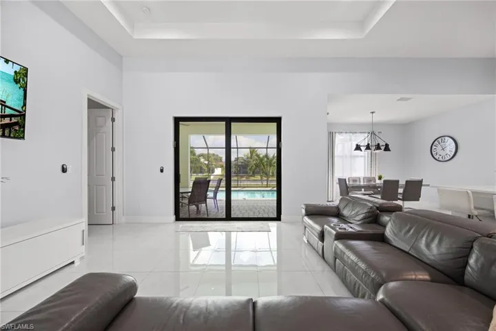 1423 Sw 21st Ave, Cape Coral, Florida 33991
