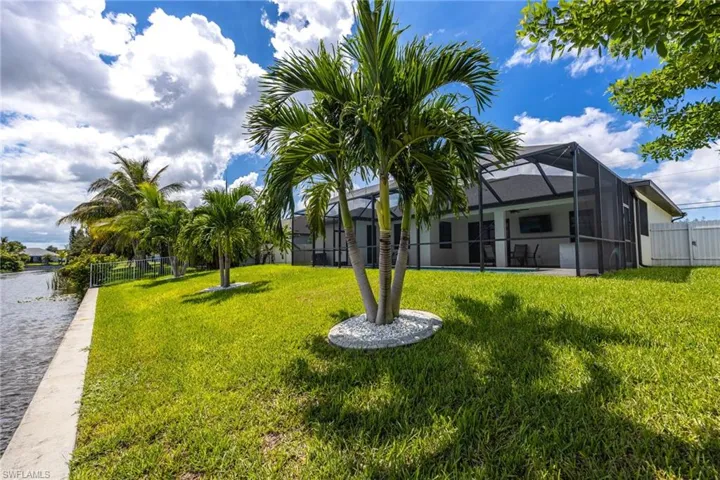 1423 Sw 21st Ave, Cape Coral, Florida 33991