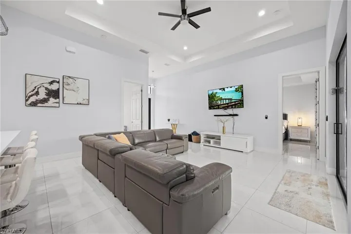 1423 Sw 21st Ave, Cape Coral, Florida 33991