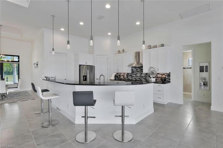 Breakfast Bar