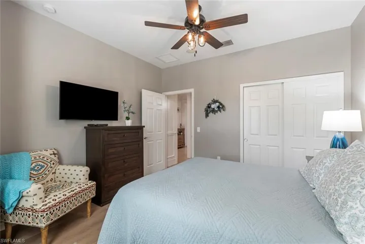 Guest bedroom
