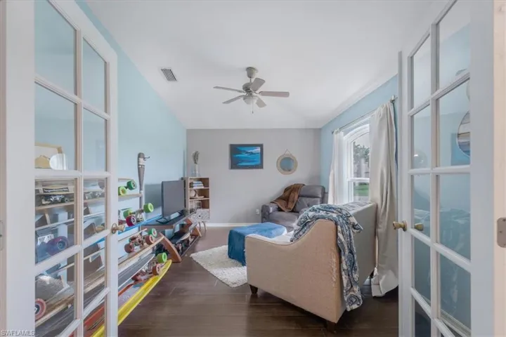 2118 SW 13th  AVE, Cape Coral, FL 33991