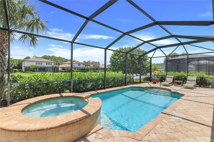 4547  Tamarind  WAY, Naples, FL 34119