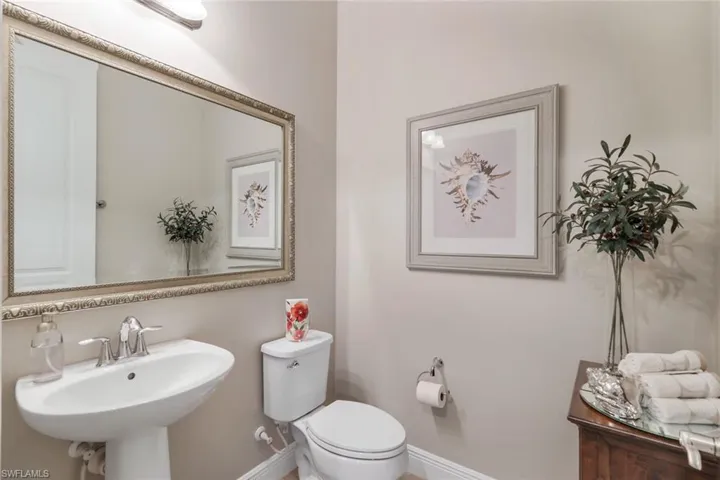 1/2 bath