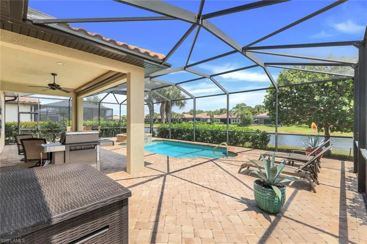 4547  Tamarind  WAY, Naples, FL 34119