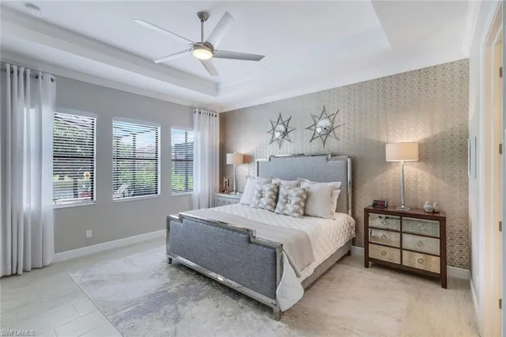 4547  Tamarind  WAY, Naples, FL 34119