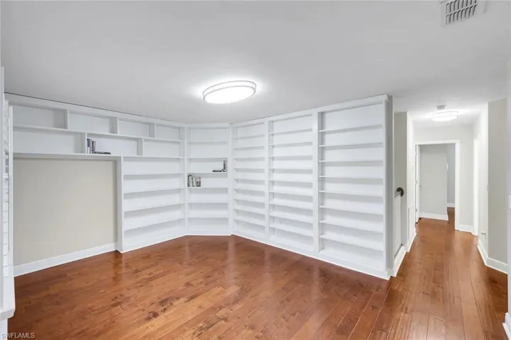 25295 Catskill Dr, Bonita Springs, Florida 34135