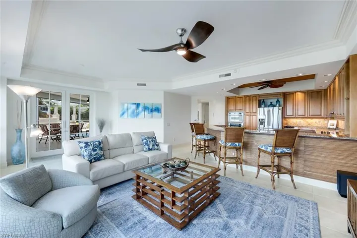 295 Grande Way 104, Naples, Florida 34110