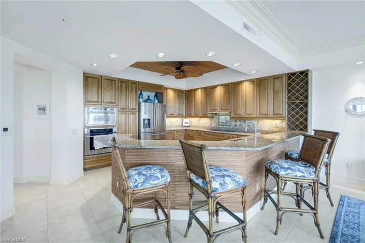 295 Grande Way 104, Naples, Florida 34110
