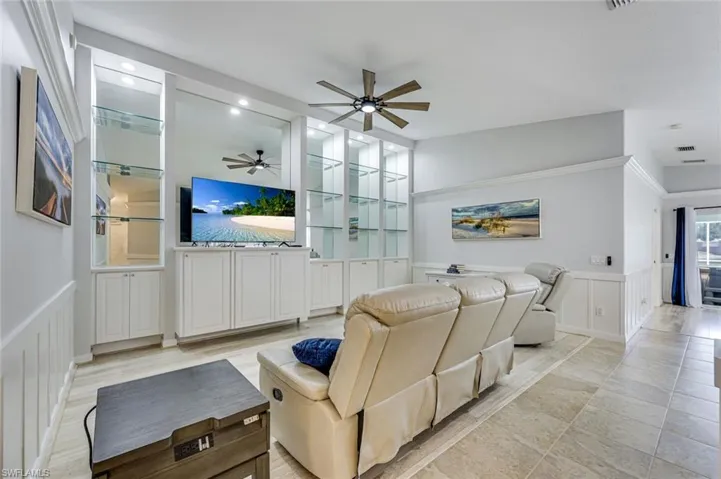 7221  Bellini  WAY, Naples, FL 34114