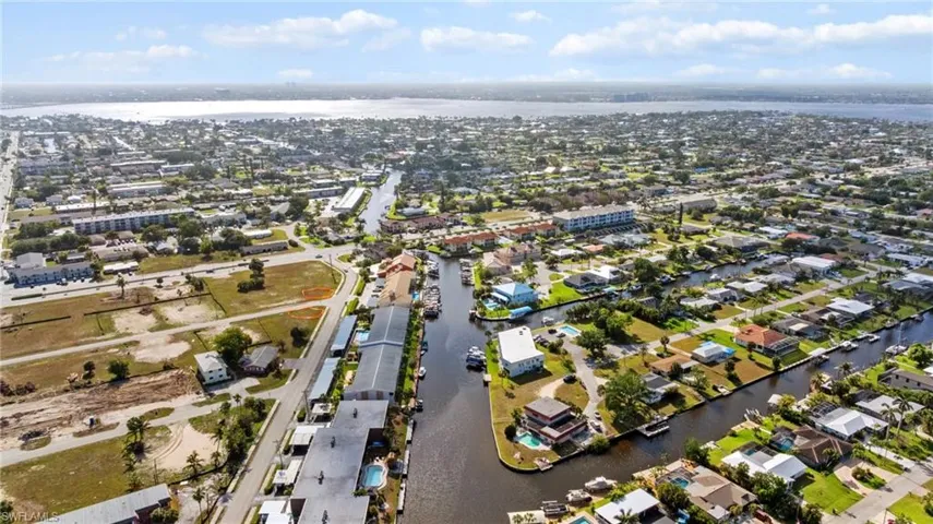 632 Victoria Dr # 101, Cape Coral Fl 33904