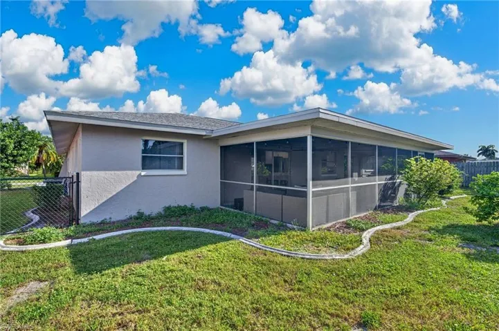 850 Se 41st St, Cape Coral, Florida 33904