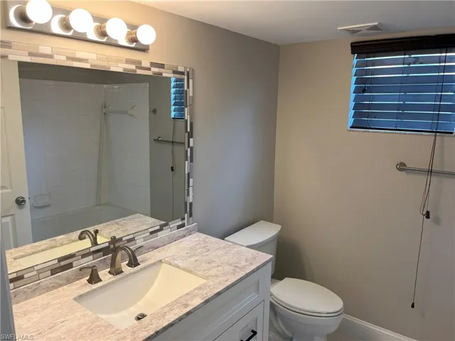 8735 River Homes Ln 6-108, Bonita Springs, Florida 34135