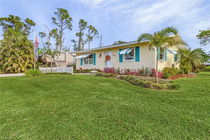 Tropical Homesites neighborhood.