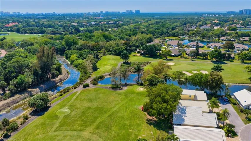 Home overlooks 7th hole