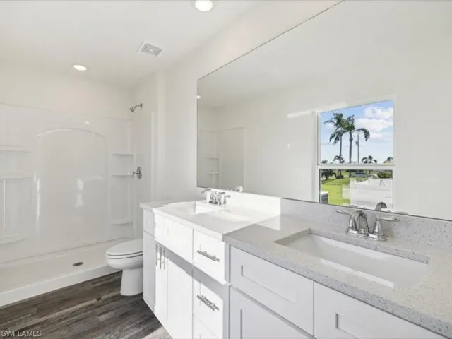 332 NW 19th  ST, Cape Coral, FL 33993