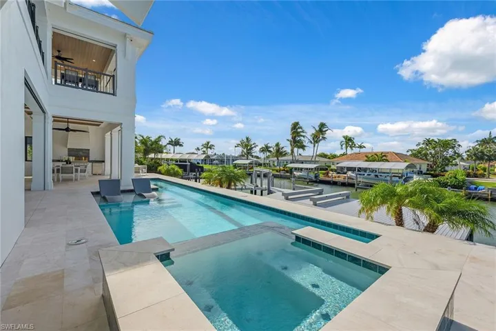 920 Iris Ct, Marco Island, Florida 34145