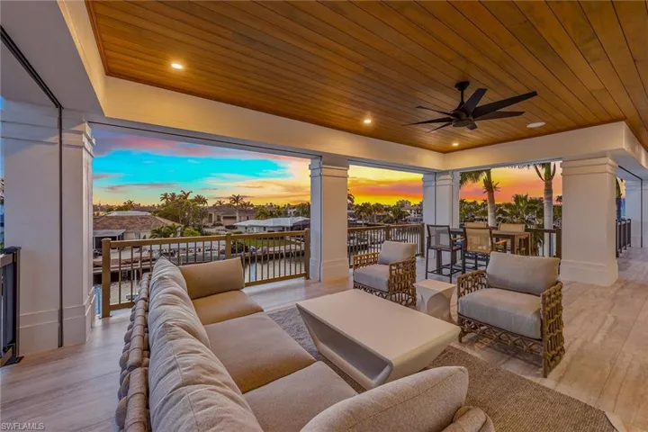 920 Iris Ct, Marco Island, Florida 34145