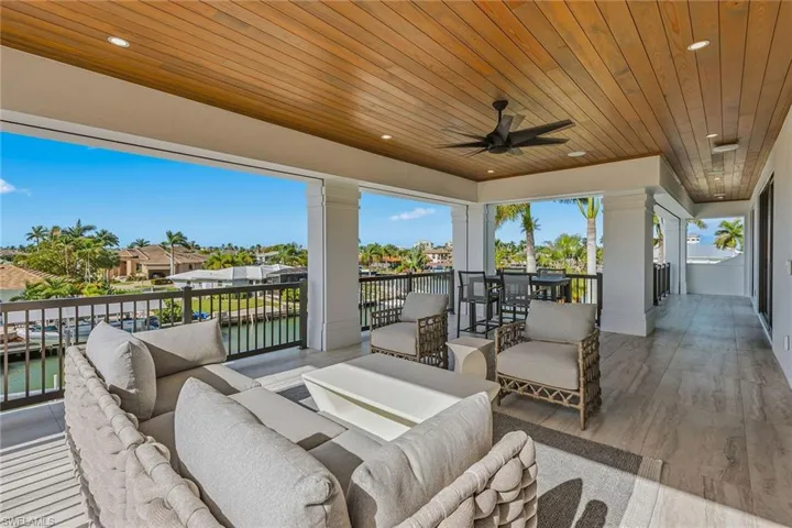 920 Iris Ct, Marco Island, Florida 34145