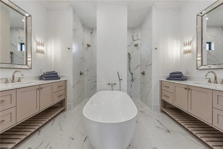 920 Iris Ct, Marco Island, Florida 34145