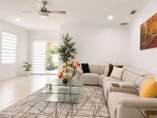 506 Nw Juanita Ct, Cape Coral, Florida 33993