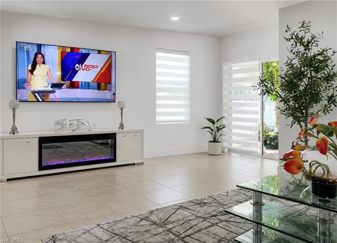 506 Nw Juanita Ct, Cape Coral, Florida 33993