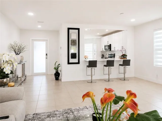 506 Nw Juanita Ct, Cape Coral, Florida 33993