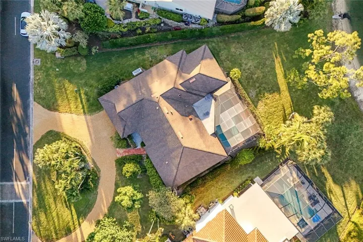 700  Bald Eagle  DR, Naples, FL 34105