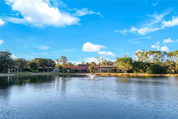 700  Bald Eagle  DR, Naples, FL 34105