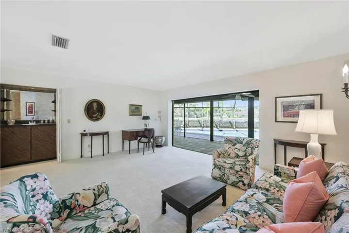 700  Bald Eagle  DR, Naples, FL 34105