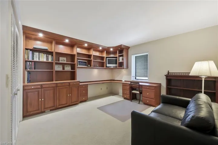 700  Bald Eagle  DR, Naples, FL 34105
