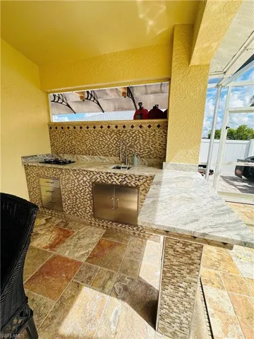 1827 Nw 6th Pl, Cape Coral Fl 33993