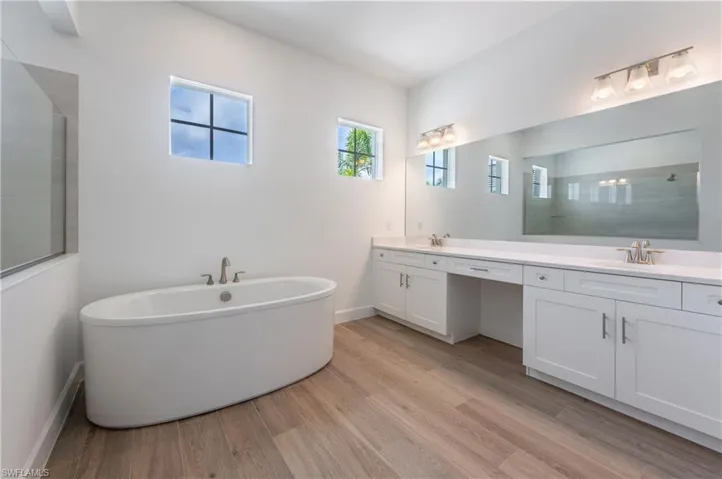 17323 Blue Sapphire Dr, Fort Myers, Florida 33913