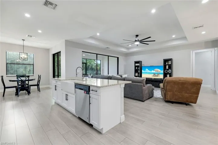 763 35th Ave Nw, Naples, Florida 34120